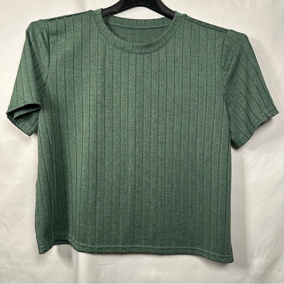 Green Ribbed Two-Piece Lounge Set - Picture 2 of 8